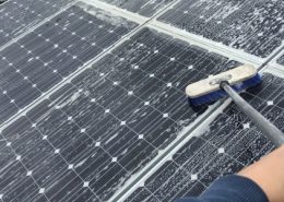 cleaning-solar-panels-2018