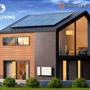 Huis met zonnepanelen van Enphase en batterijen van Enphase